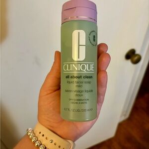 Clinique All About Clean Mild Liquid Face Soap (Dry/Combo- Type 2)